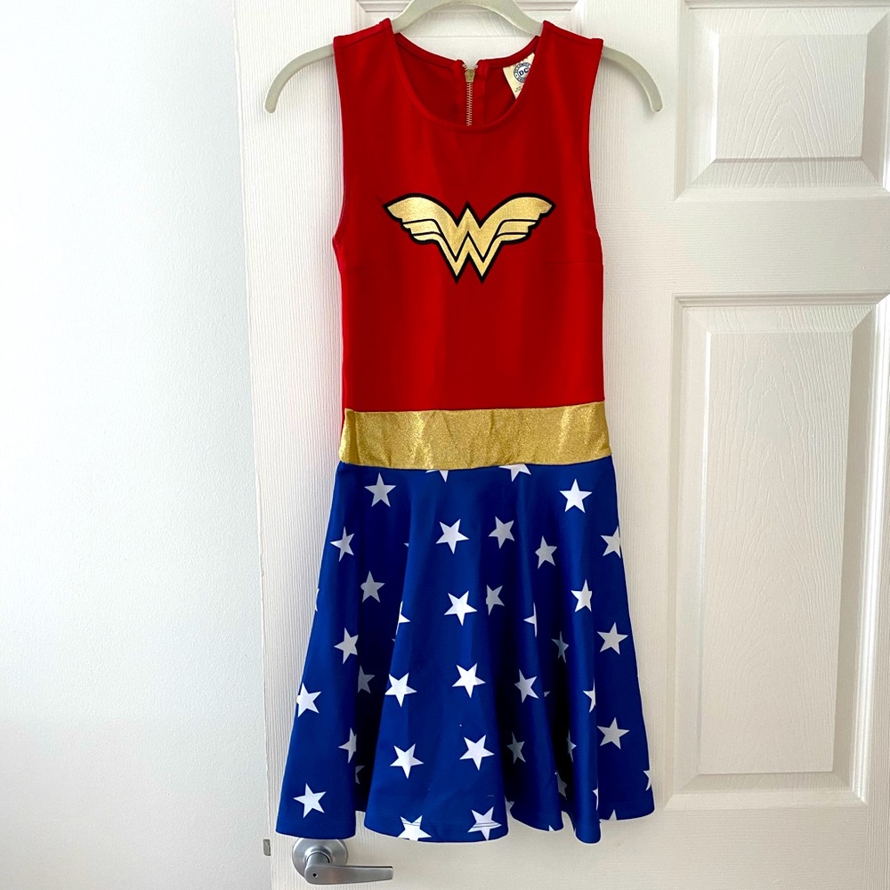 Wonder woman Halloween costume